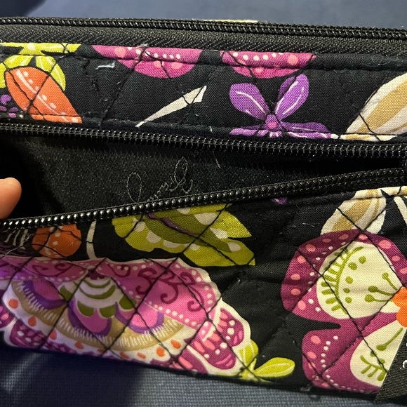 Vera Bradley Wallet - Picture 4 of 8